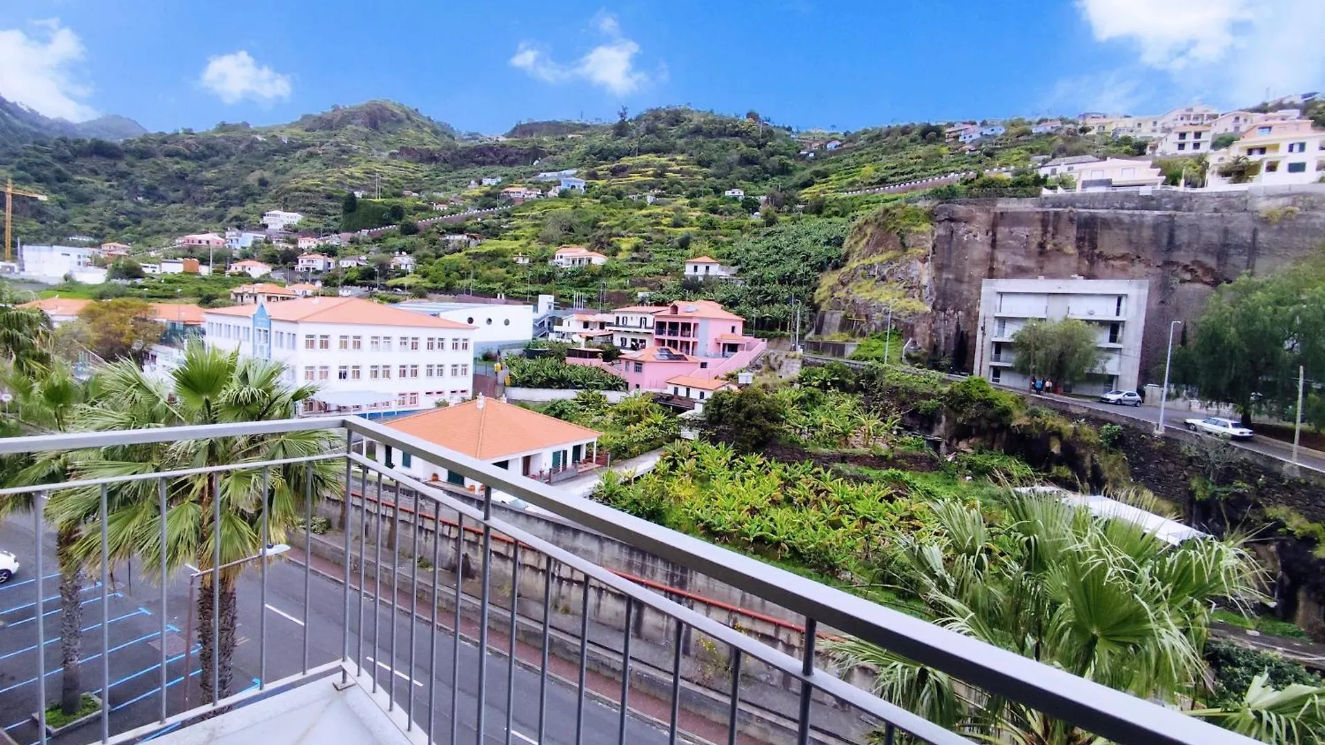 Coastal Comfort At Riverside - 4 Min To Airport! サンタ・クルーズ 0*,
